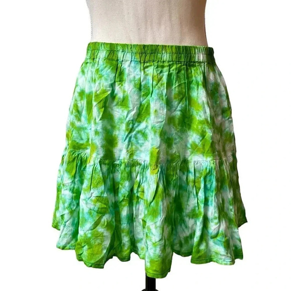 Raga Gypsy Festival Green Tie Dye Mini Skirt M Boho Flowy Rayon Summer Vacation - Picture 1 of 9
